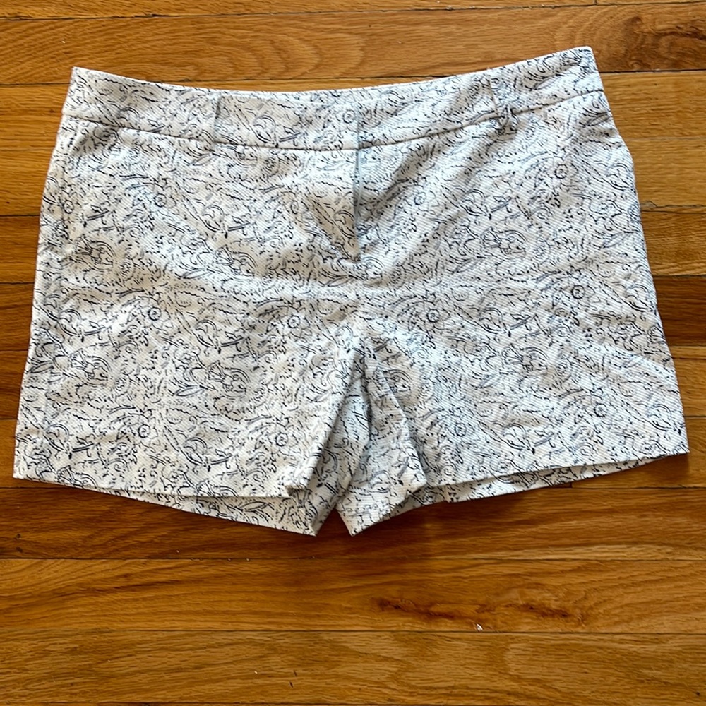 Kenar shorts - almost new